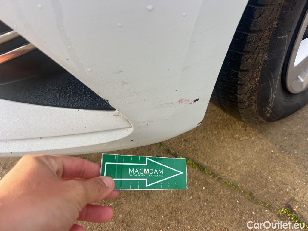  Renault  Clio RENAULT  / 2019 / 5P / berlina con portón Business TCe 74 kW (100CV) GLP #7