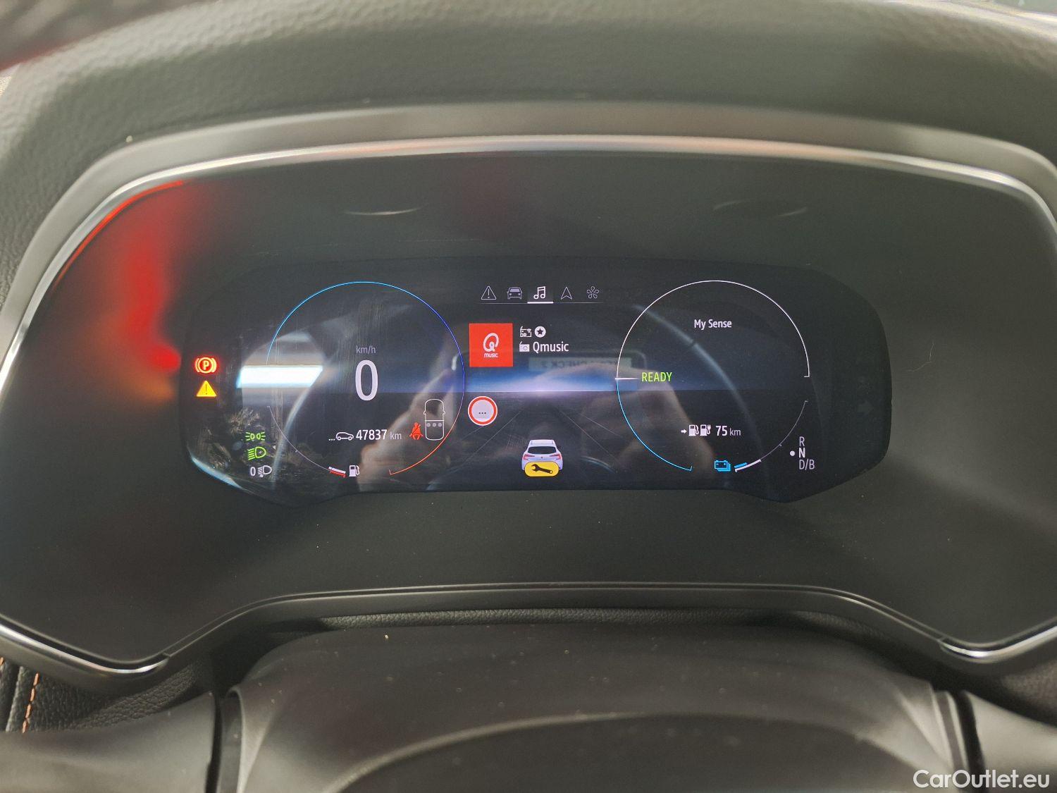  Renault  Captur Renault,  '19, Renault  E-TECH Plug-in Hybrid Initiale Pari #2