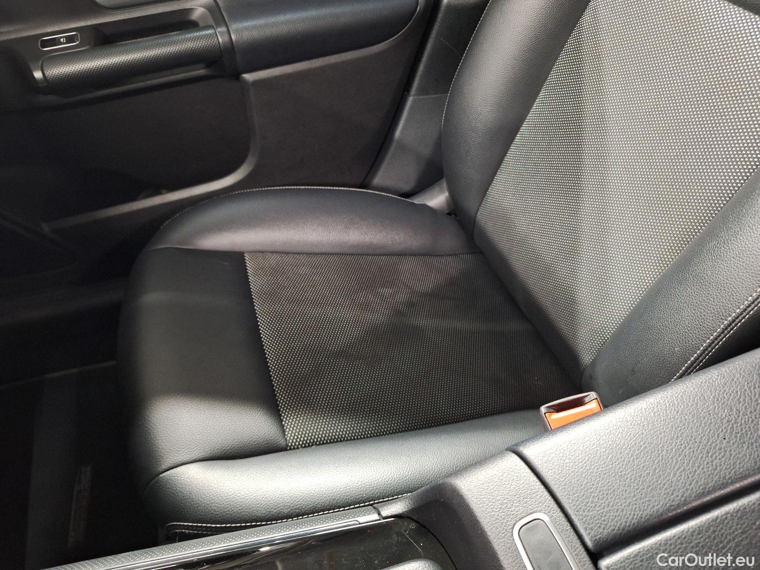  Mercedes  GLB Mercedes,  '19, Mercedes-Benz   180 d Business Solution 5d #48