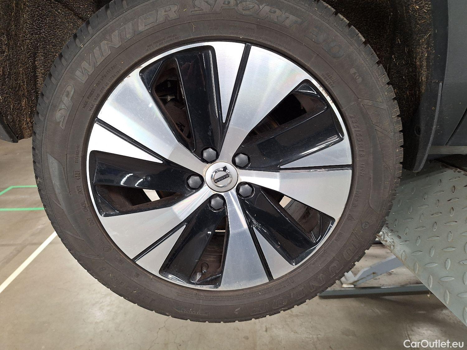  Volvo  XC 40 Volvo, XC40 '17, Volvo XC40 T5 Recharge Geartronic Inscription Expr #6