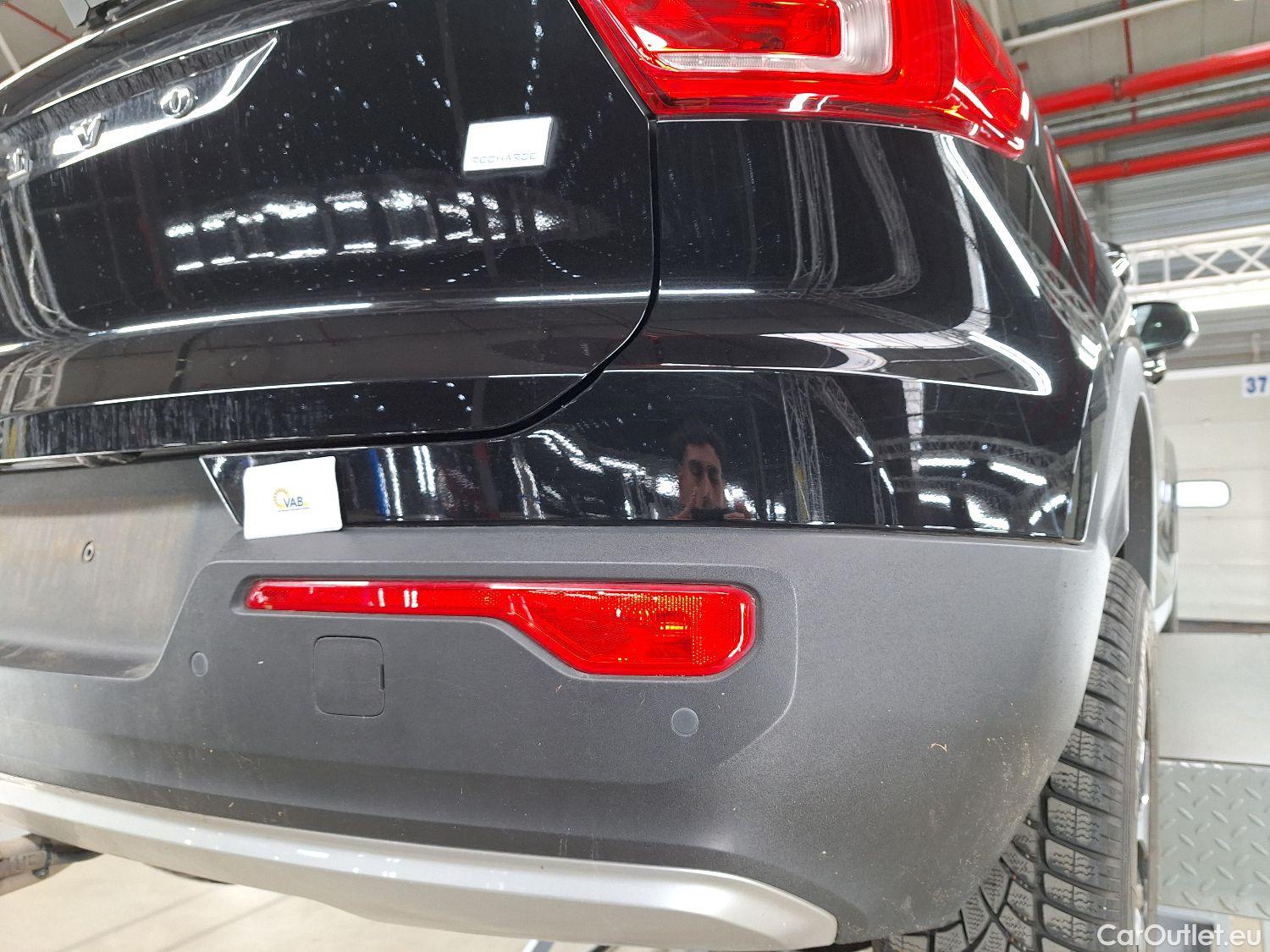  Volvo  XC 40 Volvo, XC40 '17, Volvo XC40 T5 Recharge Geartronic Inscription Expr #17