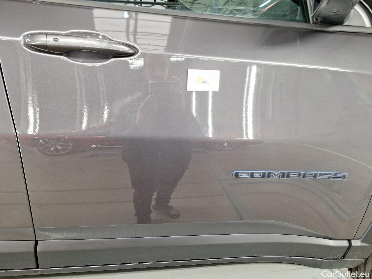  Jeep  Compass Jeep,  '17, Jeep  1.3 Turbo T4 240 4xe ATX S 5d #12