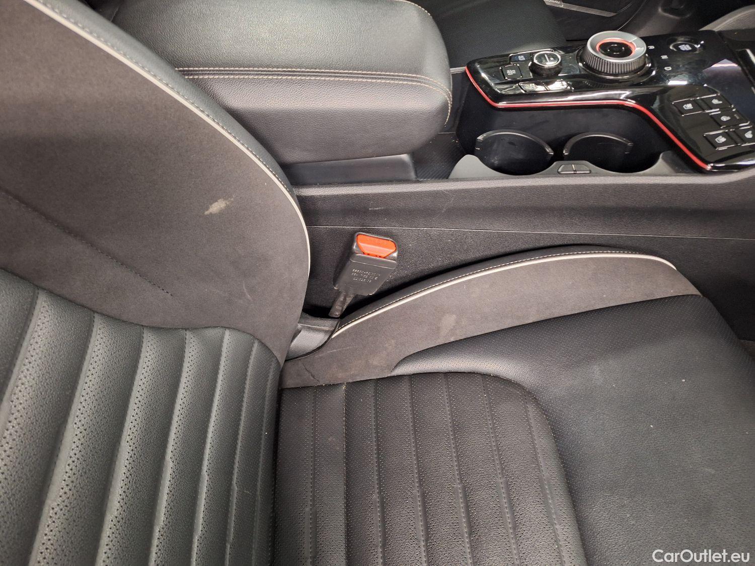  KIA  Sportage Kia,  '21 PHEV, KIA  1.6 T-GDi 6A/T AWD GT Line PHEV 5d #39