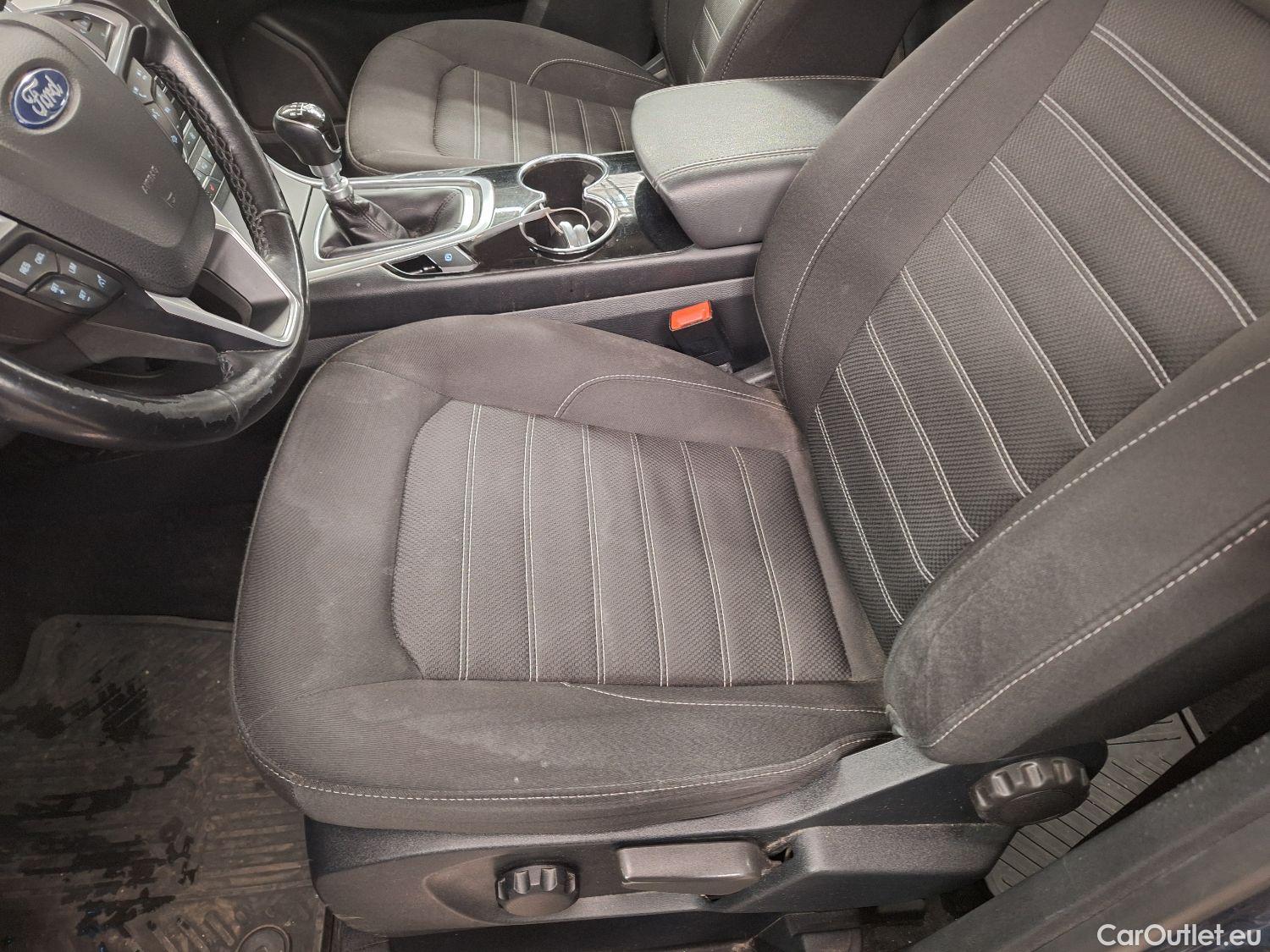  Ford  Galaxy Ford,  '15, Ford  2.0 TDCi 110kW S/S Titanium 5d 7pl #58