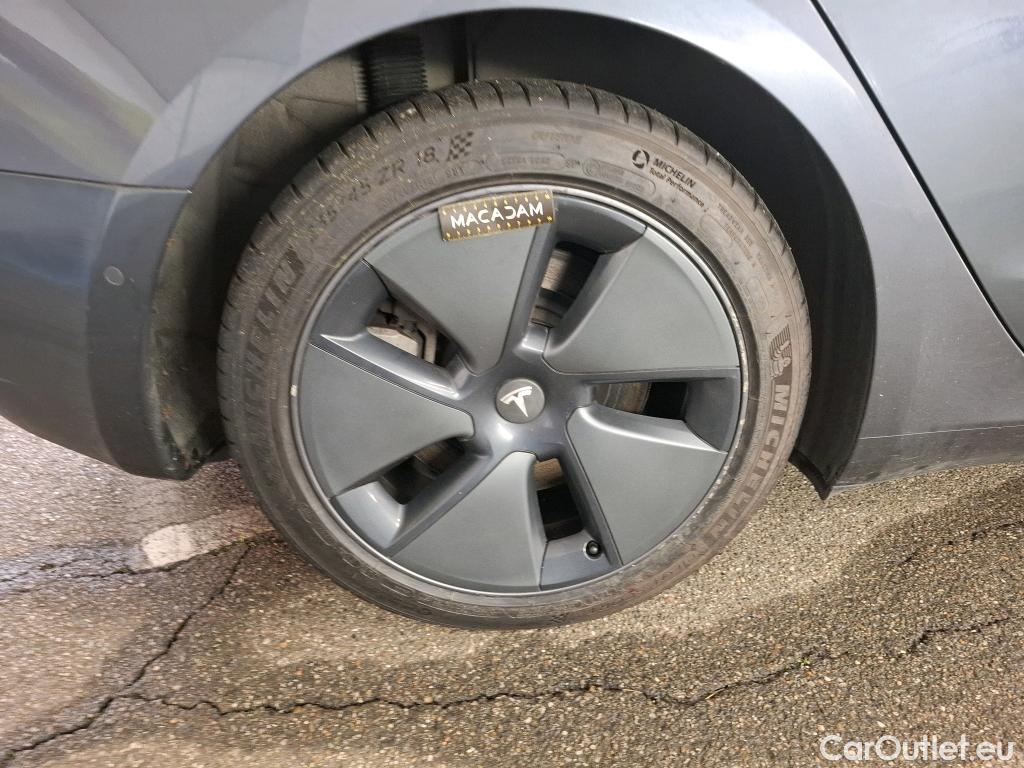  Tesla  Model 3 TESLA  / 2018 / 4P / Berline Autonomie Standard Plus RWD #1