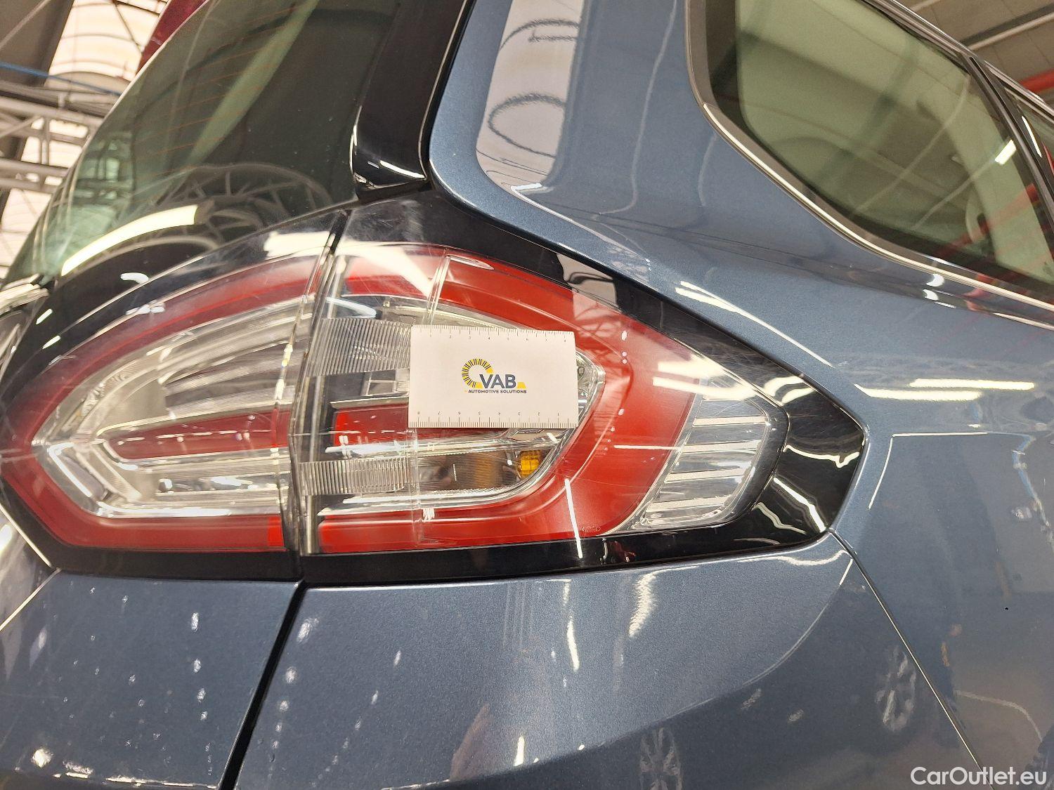  Ford  Galaxy Ford,  '15, Ford  2.0 TDCi 110kW S/S Titanium 5d 7pl #18