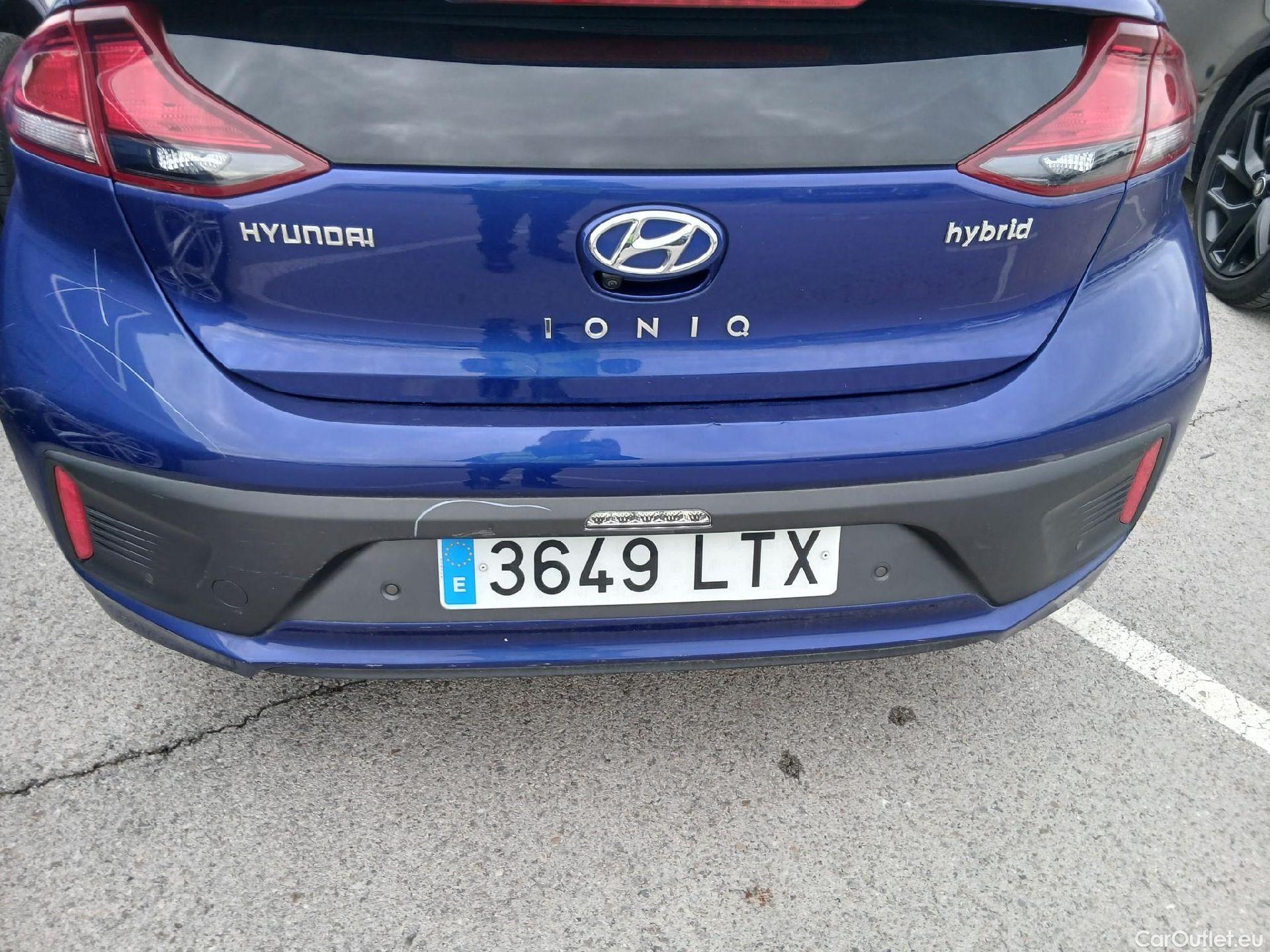  Hyundai   Ioniq HYUNDAI / 2019 / 5P / berlina con portón 1.6 GDI HEV Klass DCT #21