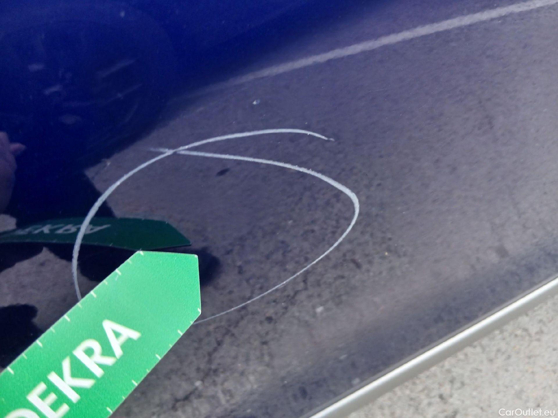  Hyundai   Ioniq HYUNDAI / 2019 / 5P / berlina con portón 1.6 GDI HEV Klass DCT #25