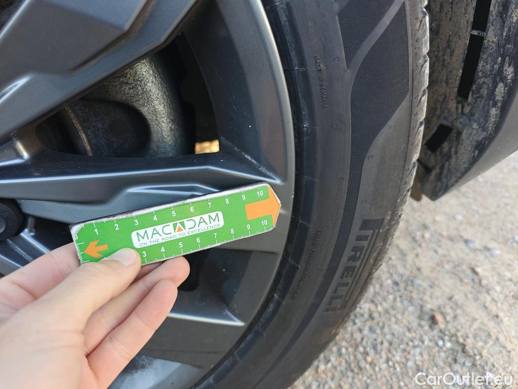  Volkswagen  T-ROC VOLKSWAGEN  / 2017 / 5P / todoterreno Sport 2.0 TDI 110kW (150CV) DSG #59