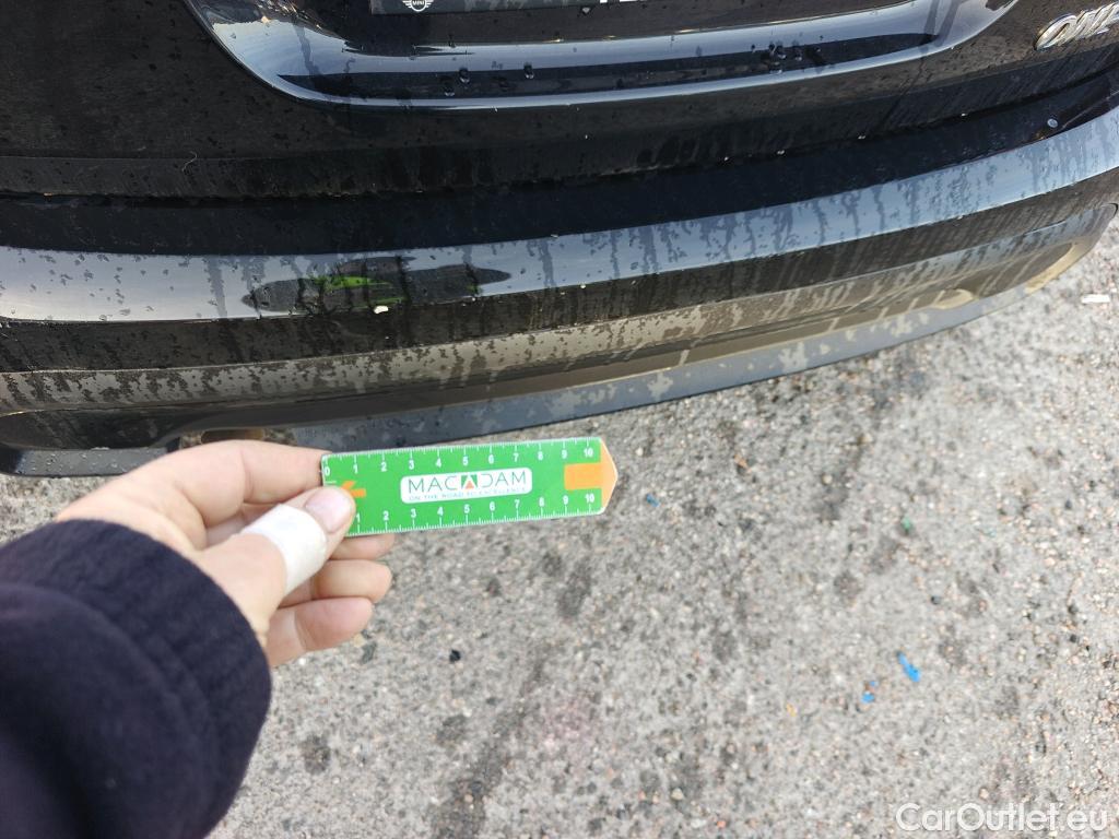  Mini  Cooper MINI MINI / 2021 / 5P / berlina con portón ONE 5 PUERTAS #26