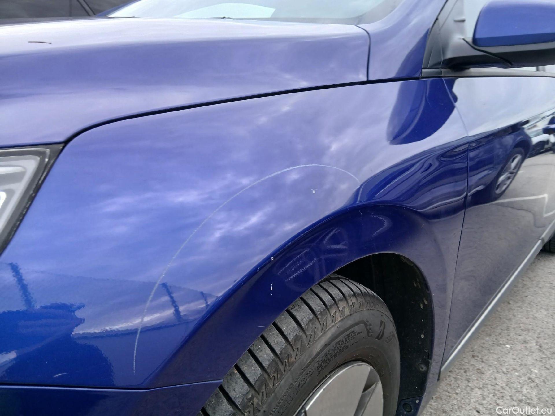  Hyundai   Ioniq HYUNDAI / 2019 / 5P / berlina con portón 1.6 GDI HEV Klass DCT #12