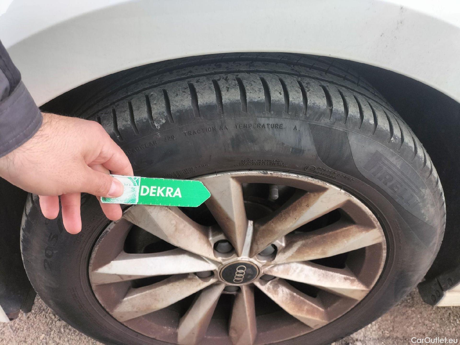  Audi  A3 AUDI  / 2020 / 5P / berlina con portón Sportback 30 TFSI 81kW (110CV) S tronic #16