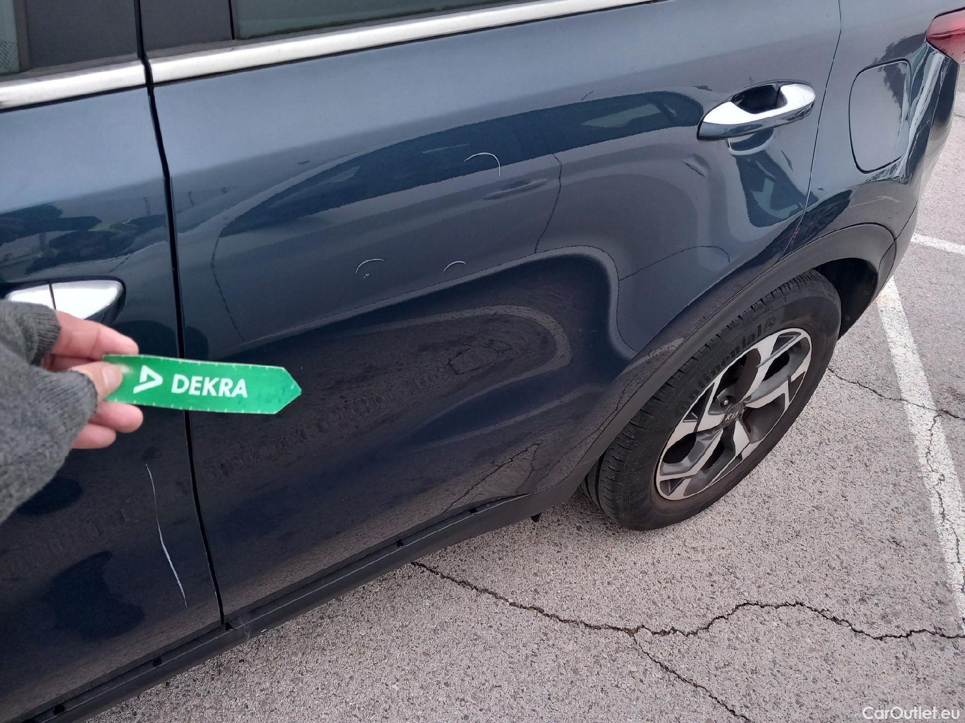  KIA  Sportage KIA  / 2018 / 5P / todoterreno 1.6 CRDi 100kW (136CV) Drive 4x2 #9