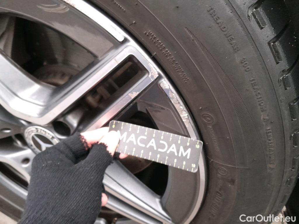  Mercedes  G-Klasee MERCEDES-BENZ Clase GLC / 2019 / 5P / todoterreno GLC 300 de 4MATIC #2