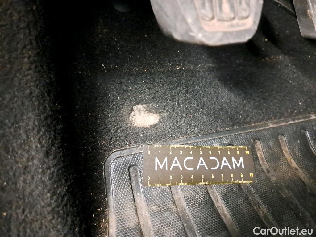  Peugeot  2008  Active Pack 1.5 HDi 110CV BVM6 E6d #15