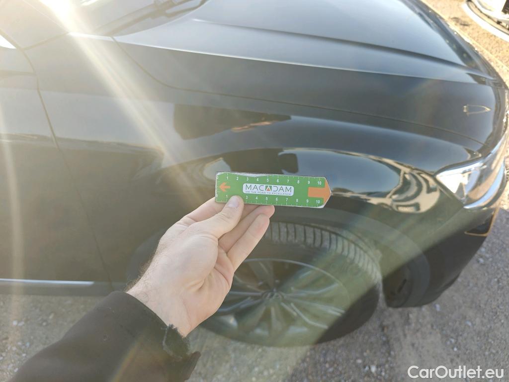  Volkswagen  T-ROC VOLKSWAGEN  / 2017 / 5P / todoterreno Sport 2.0 TDI 110kW (150CV) DSG #70