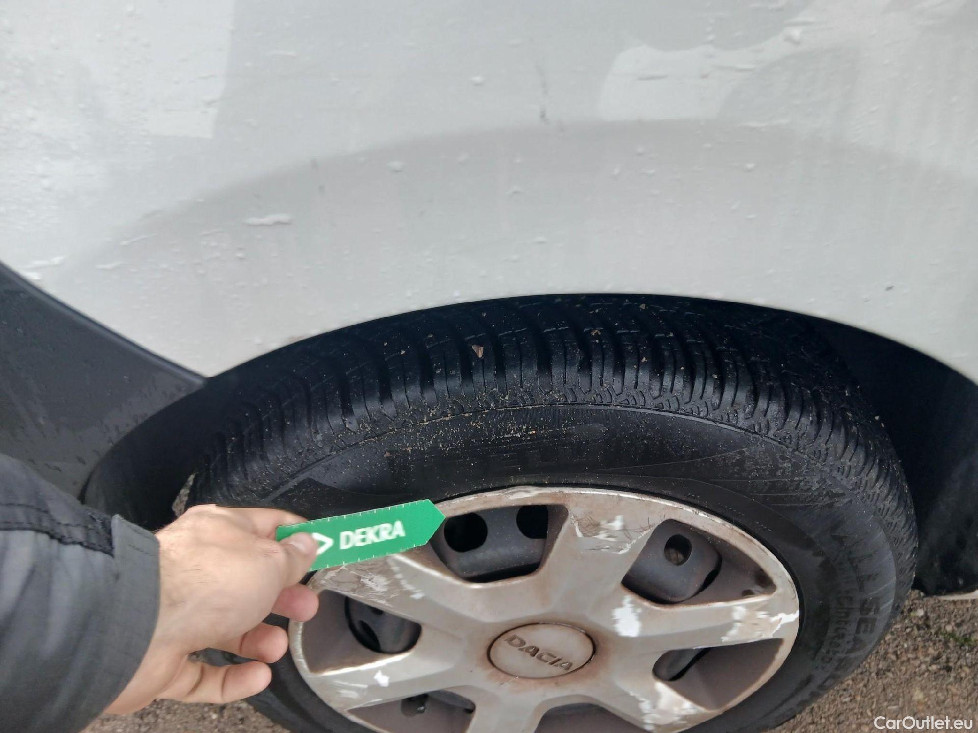  Dacia  Dokker DACIA  / 2013 / 4P / furgón derivado de turismo Van Essential 1.6 80kW (110CV) GLP #11