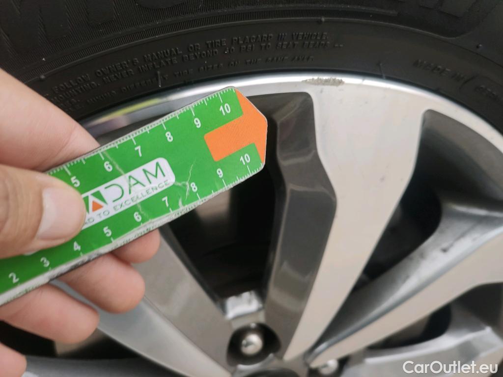  KIA  STONIC KIA  / 2017 / 5P / todoterreno 1.0 T-GDi 88kW (120CV) MHEV iMT Drive #2