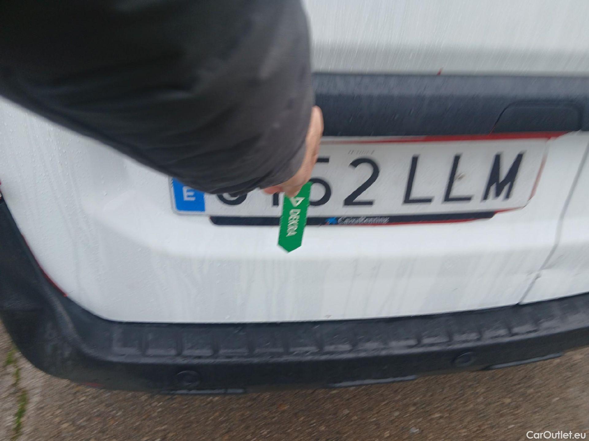  Dacia  Dokker DACIA  / 2013 / 4P / furgón derivado de turismo Van Essential 1.6 80kW (110CV) GLP #22