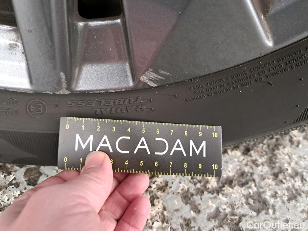  Peugeot  2008  Active Pack 1.5 HDi 110CV BVM6 E6d #9