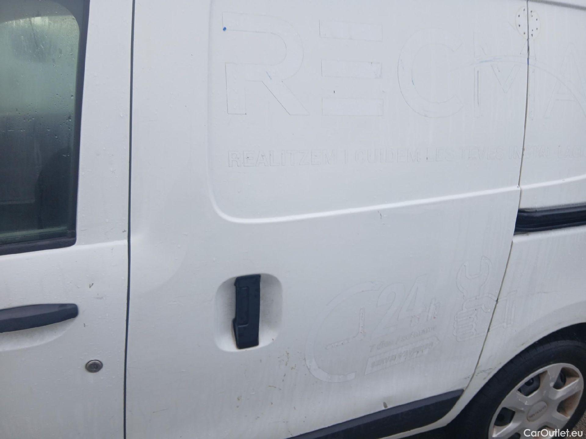  Dacia  Dokker DACIA  / 2013 / 4P / furgón derivado de turismo Van Essential 1.6 80kW (110CV) GLP #15