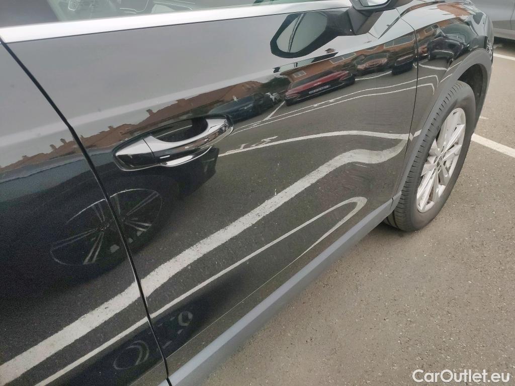  Audi  Q3 AUDI  / 2018 / 5P / todoterreno 45 TFSI e 180kW S tronic Advanced #3