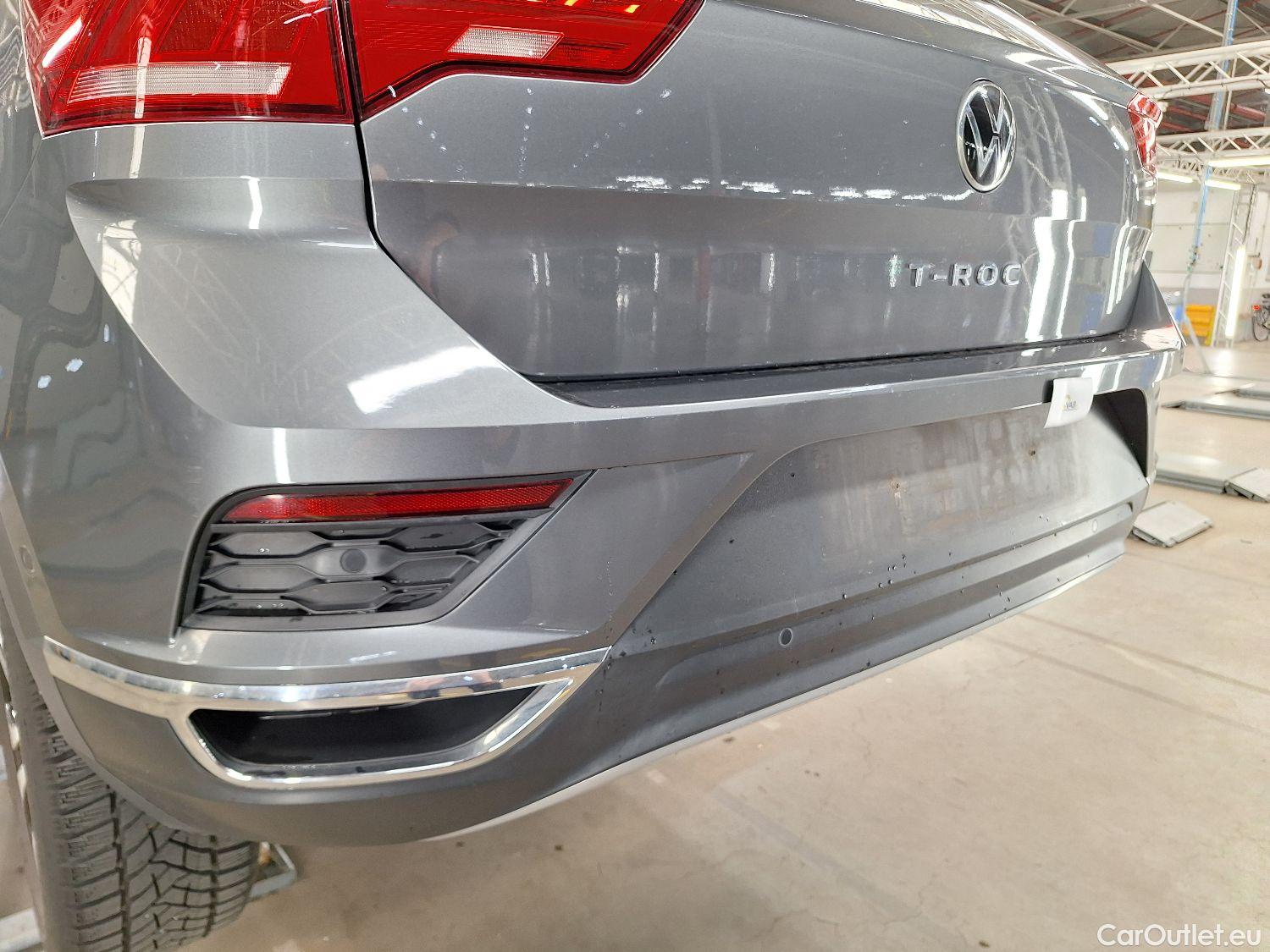  Volkswagen  T-ROC VW,  '17, Volkswagen  1.5 TSI Active 5d #17