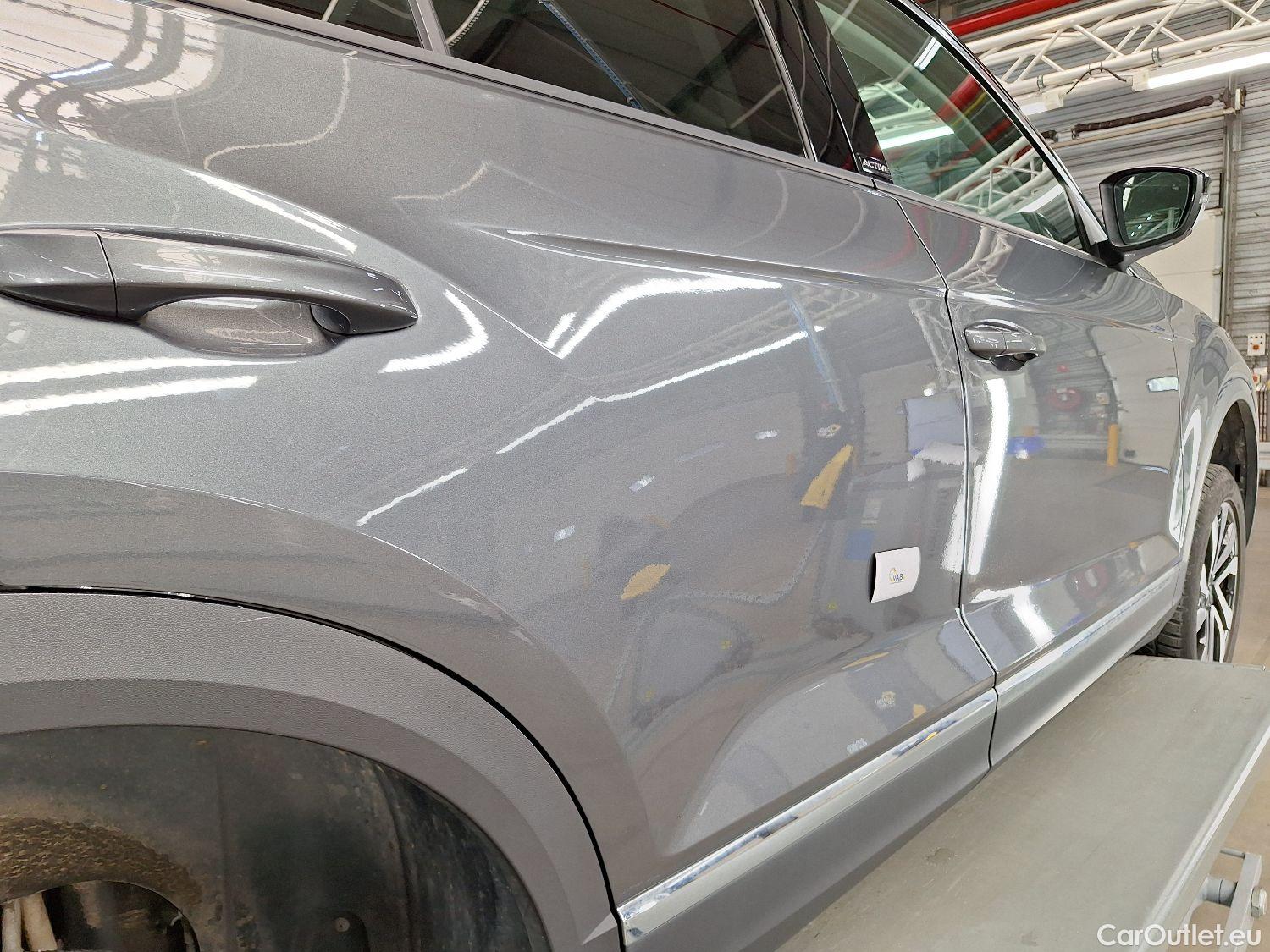  Volkswagen  T-ROC VW,  '17, Volkswagen  1.5 TSI Active 5d #13