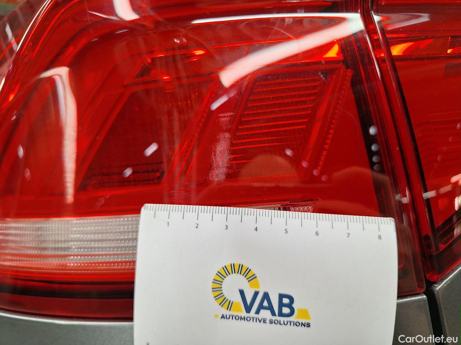  Volkswagen  T-ROC VW,  '17, Volkswagen  1.5 TSI Active 5d #22