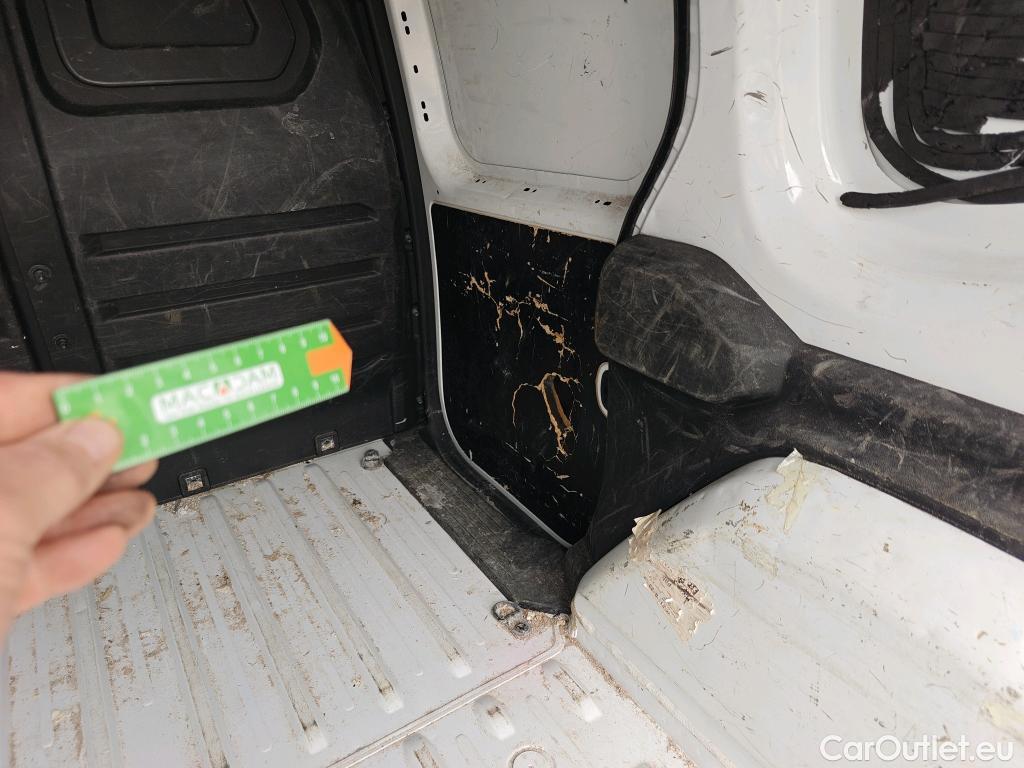  Mercedes  Citan MERCEDES-BENZ  / 2021 / 4P / furgón derivado de turismo 110 CDI 70kW Furgón Base Largo #3