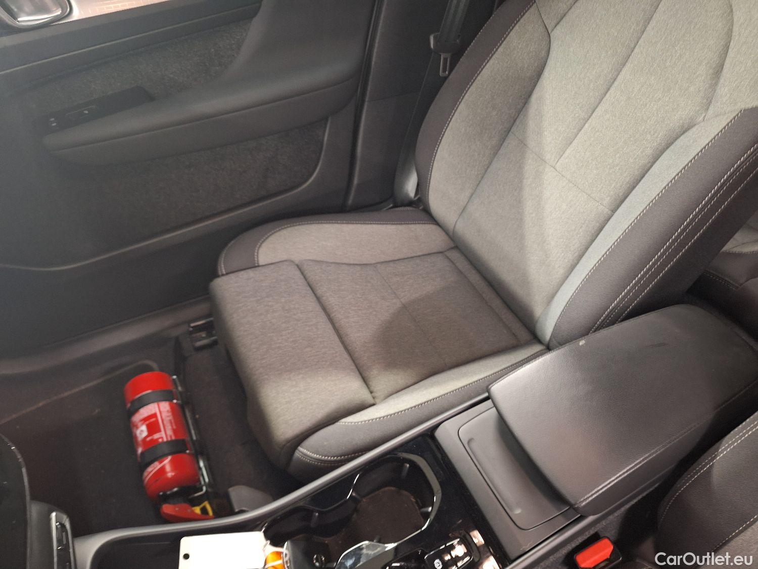  Volvo  XC 40 Volvo, XC40 FL'21, Volvo XC40 B3 Plus Dark Design DCT 5d #2