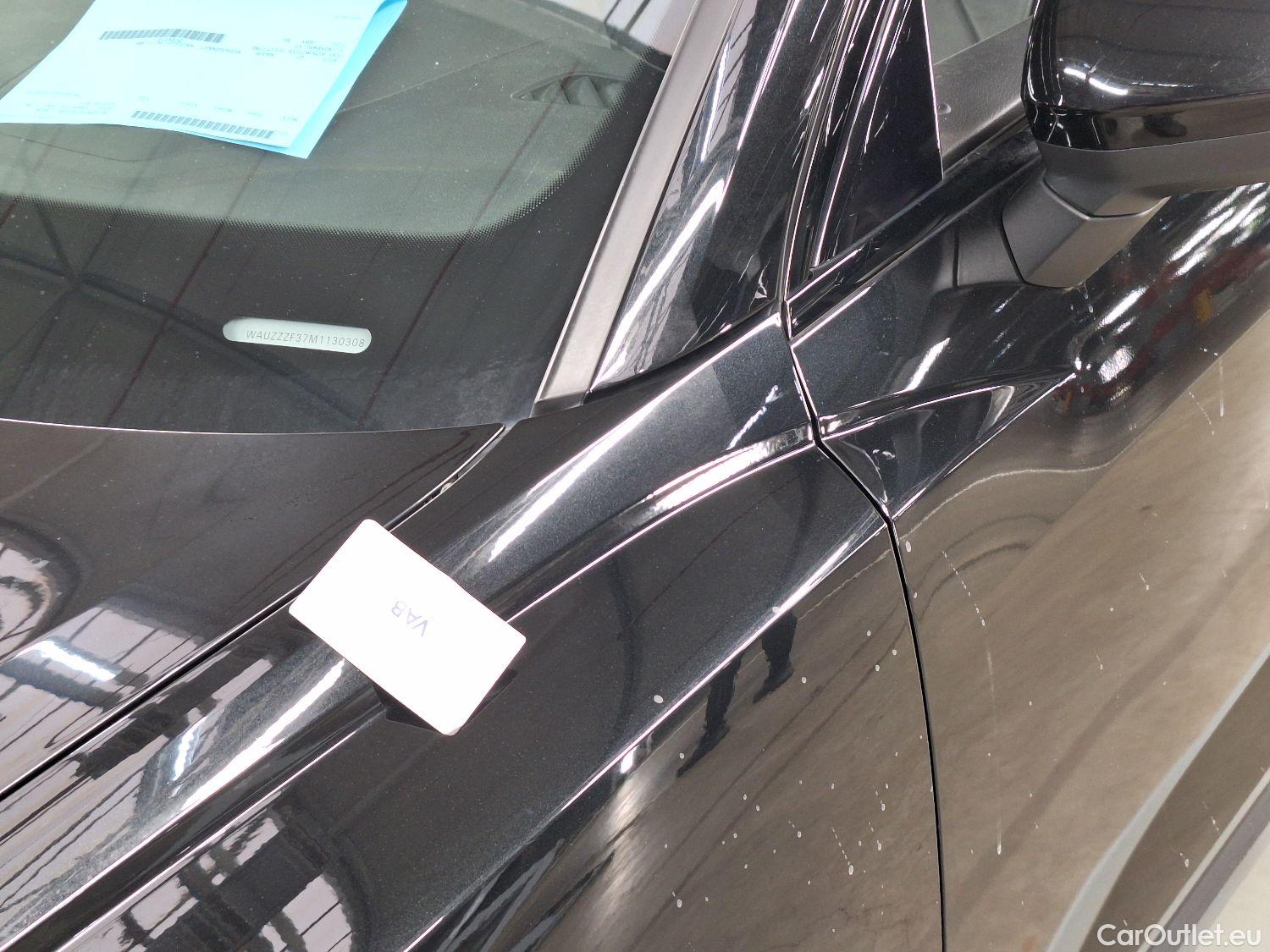  Audi  Q3 Audi,  SB '19, Audi  Sportback 35 TDI S tronic Quattro 5d #28