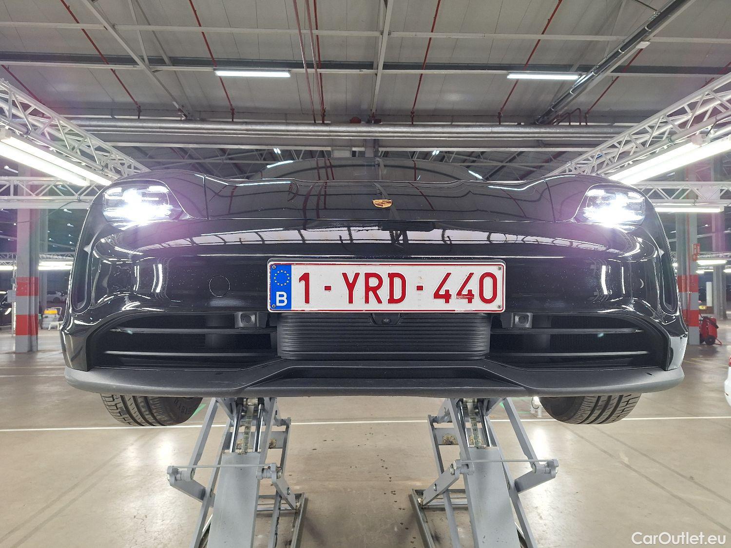  Porsche  Taycan Porsche,  BEV, Porsche  4S 4d #10