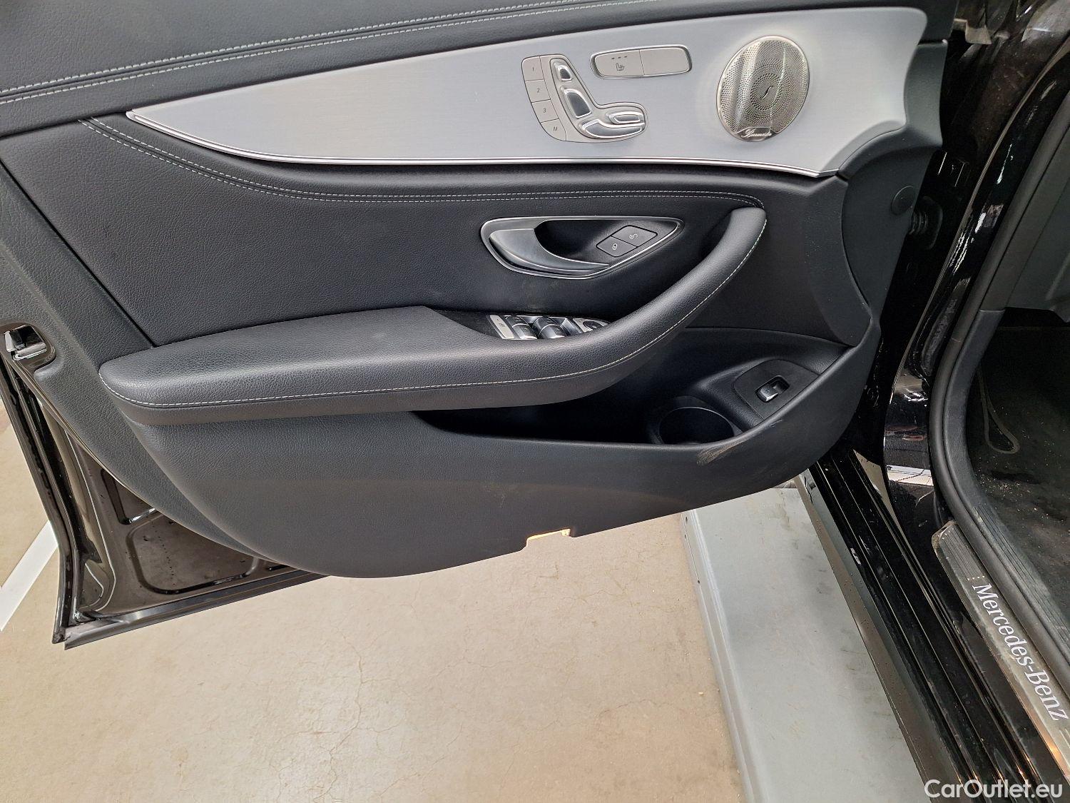  Mercedes  E-Klasse Mercedes, E-Clas Br FL'20 PHEV, Mercedes-Benz  Break E 300 de AMG Line 5d #32