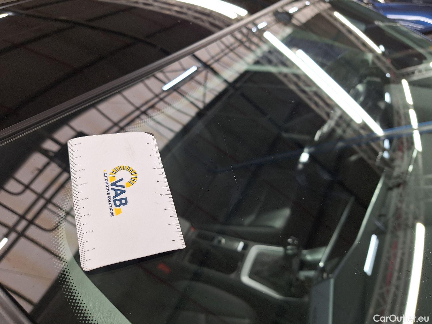  Audi  Q3 Audi,  SB '19, Audi  Sportback 35 TDI S tronic Quattro 5d #2