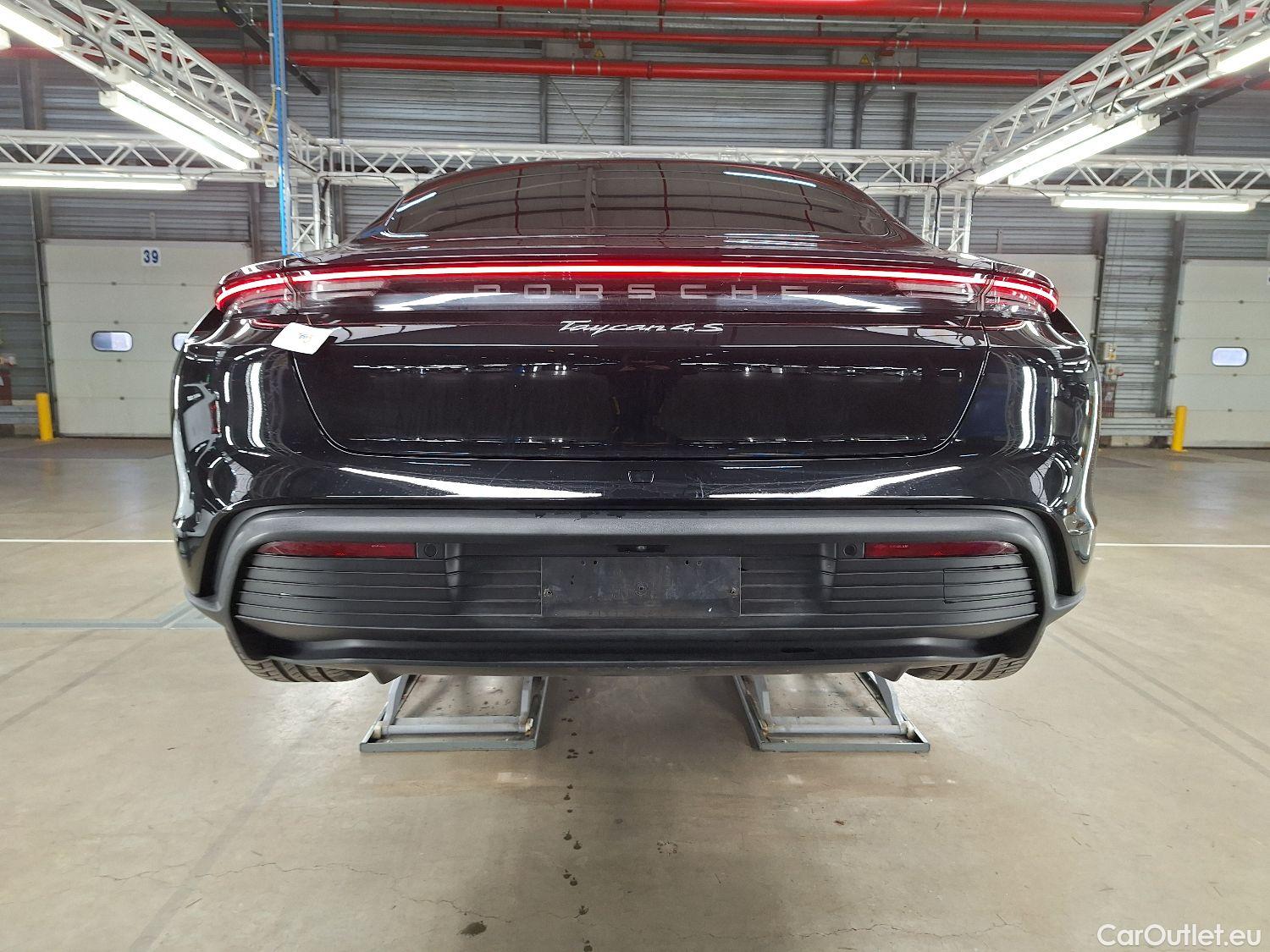  Porsche  Taycan Porsche,  BEV, Porsche  4S 4d #37