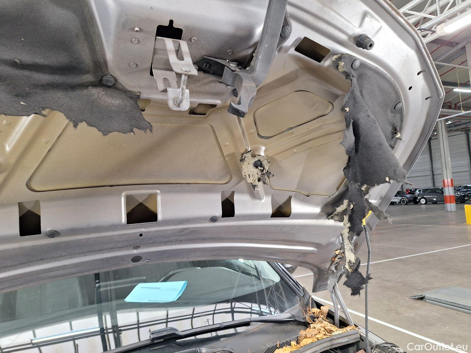  Peugeot  5008 Peugeot,  '16, Peugeot  1.5 BlueHDi 96kW S&S EAT8 Allure 5d #76