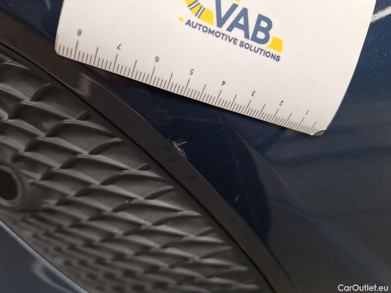  Mercedes  A-Klasse Mercedes, A-Class Berline '18, Mercedes-Benz  Limousine A 180d Business S #15