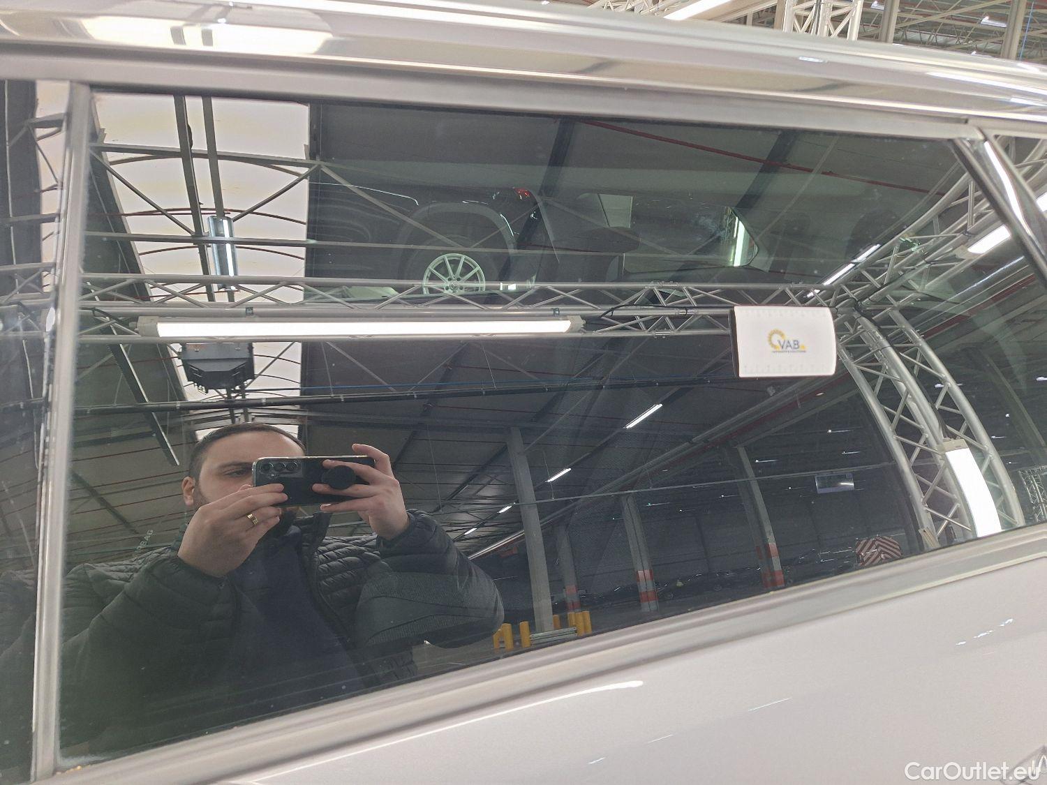  Peugeot  5008 Peugeot,  '16, Peugeot  1.5 BlueHDi 96kW S&S EAT8 Allure 5d #70