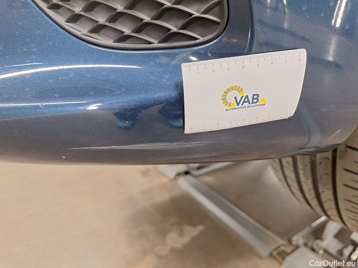  Mercedes  A-Klasse Mercedes, A-Class Berline '18, Mercedes-Benz  Limousine A 180d Business S #14