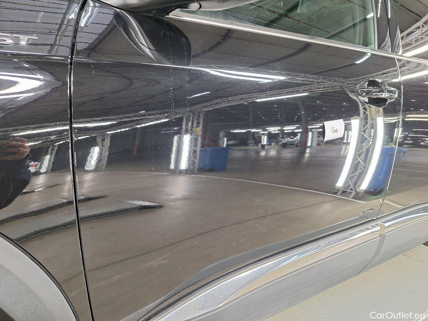  Peugeot  5008 Peugeot,  FL'20, Peugeot  1.5 BlueHDi 96kW S&S EAT8 GT 5d #17