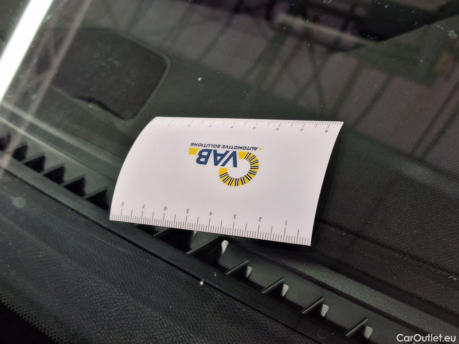  Peugeot  5008 Peugeot,  FL'20, Peugeot  1.5 BlueHDi 96kW S&S EAT8 GT 5d #55