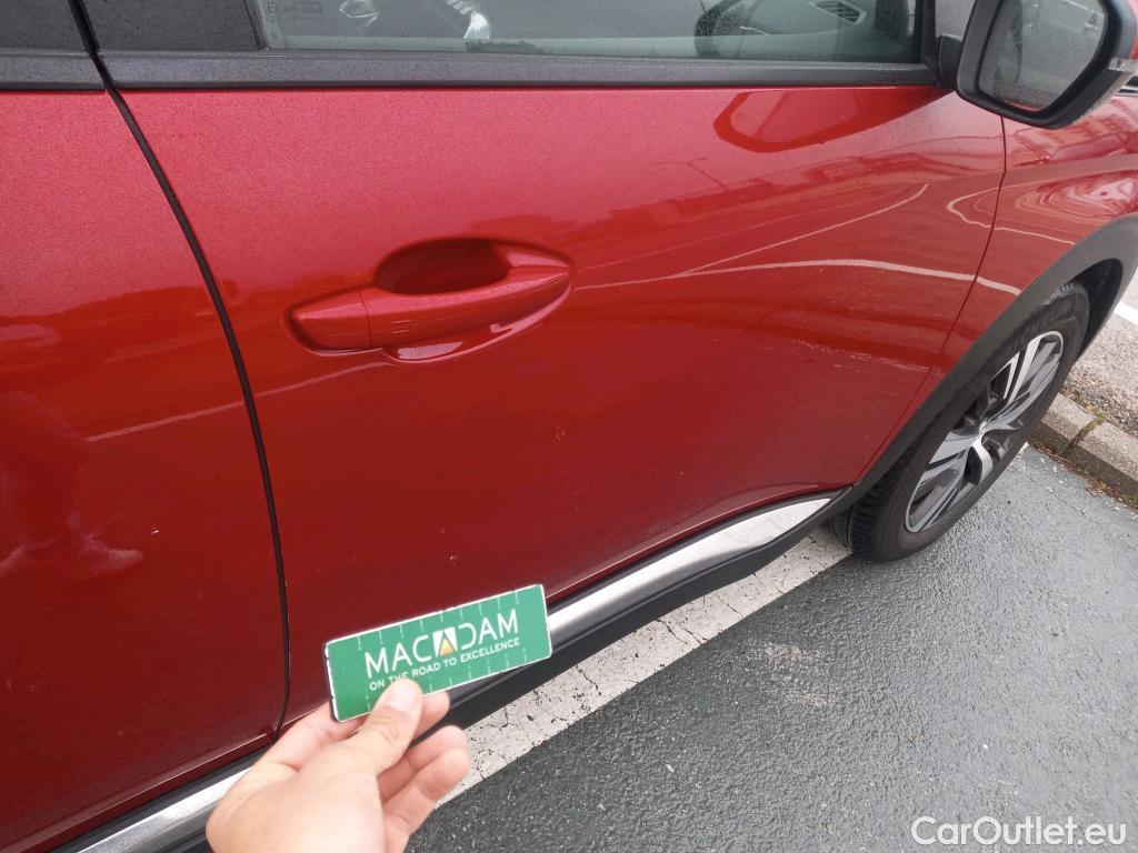  Peugeot  3008 PEUGEOT  / 2020 / 5P / todoterreno 1.2 PureTech 96KW S&S Allure Pack  #4