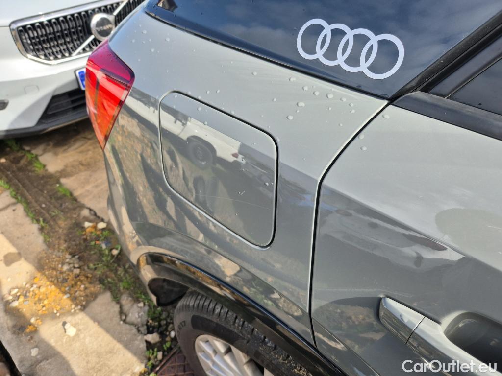  Audi  Q2 AUDI  / 2016 / 5P / todoterreno Design 30 TFSI 85kW (116CV) #21