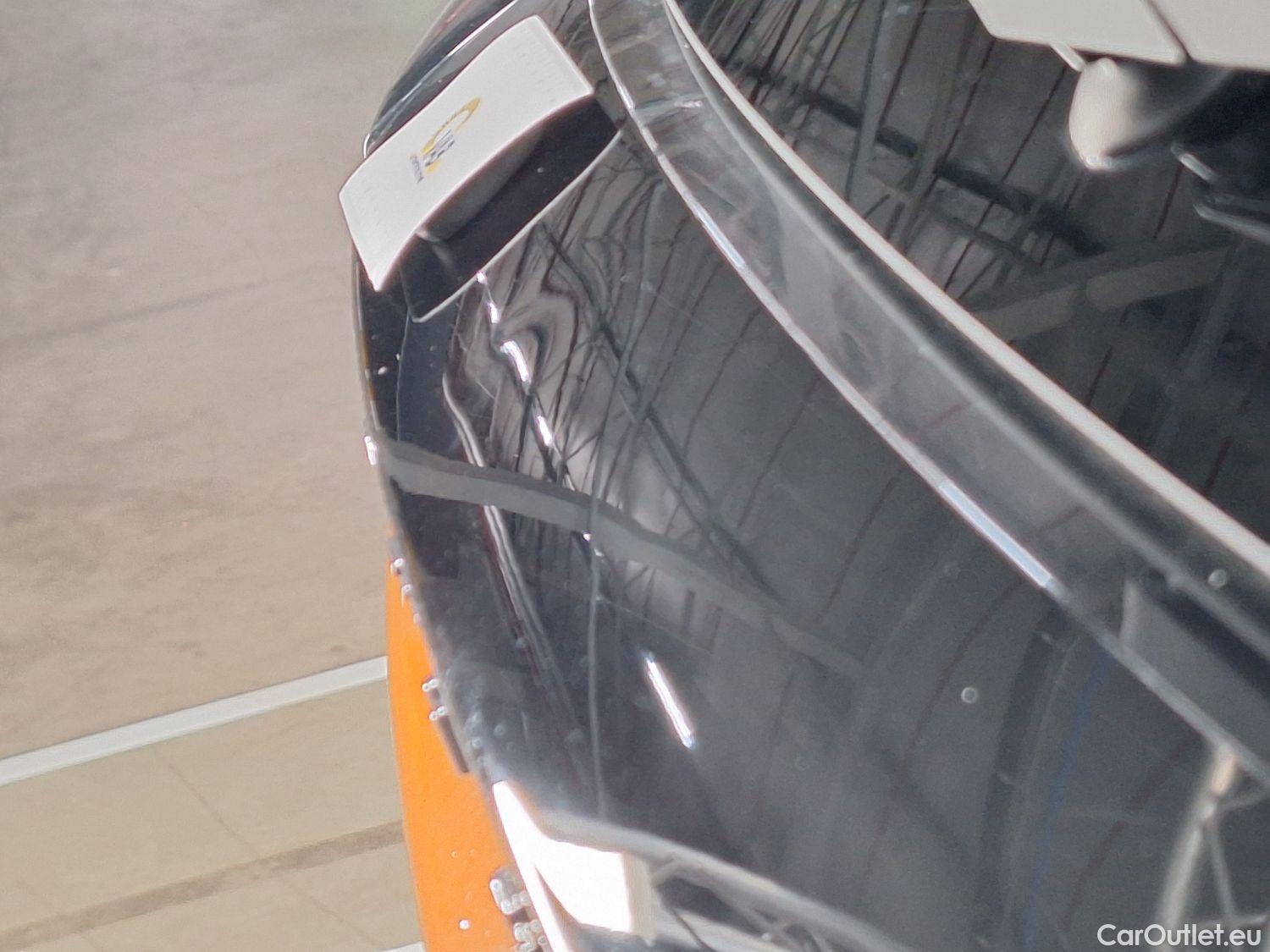  Peugeot  2008 Peugeot,  '19, Peugeot  1.2 Puretech 96kW S&S EAT8 GT Line 5d #17