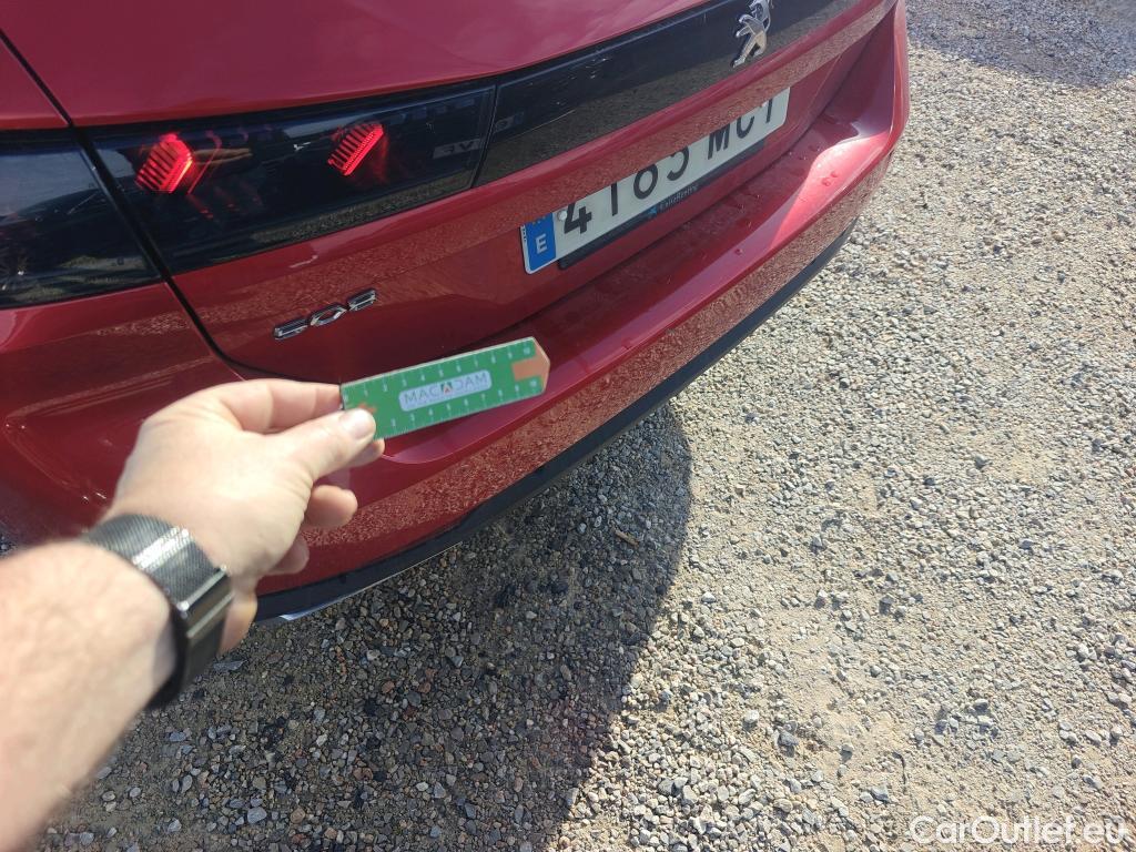  Peugeot  508 PEUGEOT  / 2018 / 5P / familiar SW Allure Pack BlueHDi 130 S&S EAT8 #21