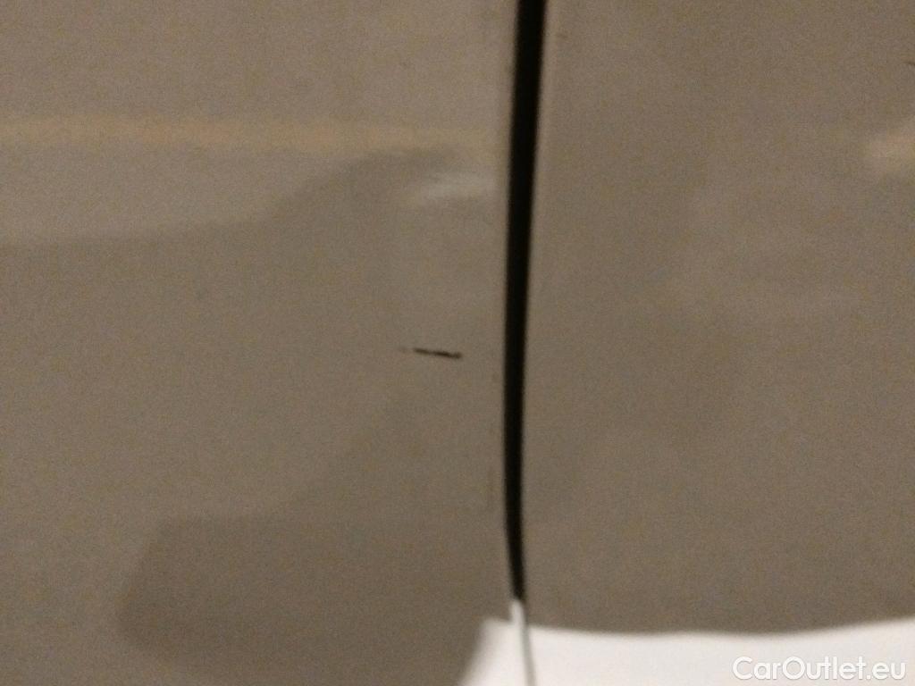  KIA  Niro KIA  / 2019 / 5P / crossover 1.6 GDi HEV 104kW (141CV) Drive #11