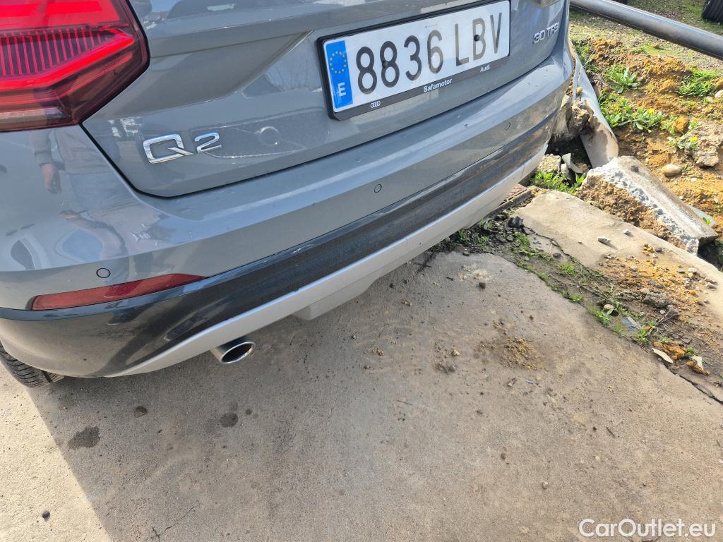  Audi  Q2 AUDI  / 2016 / 5P / todoterreno Design 30 TFSI 85kW (116CV) #6