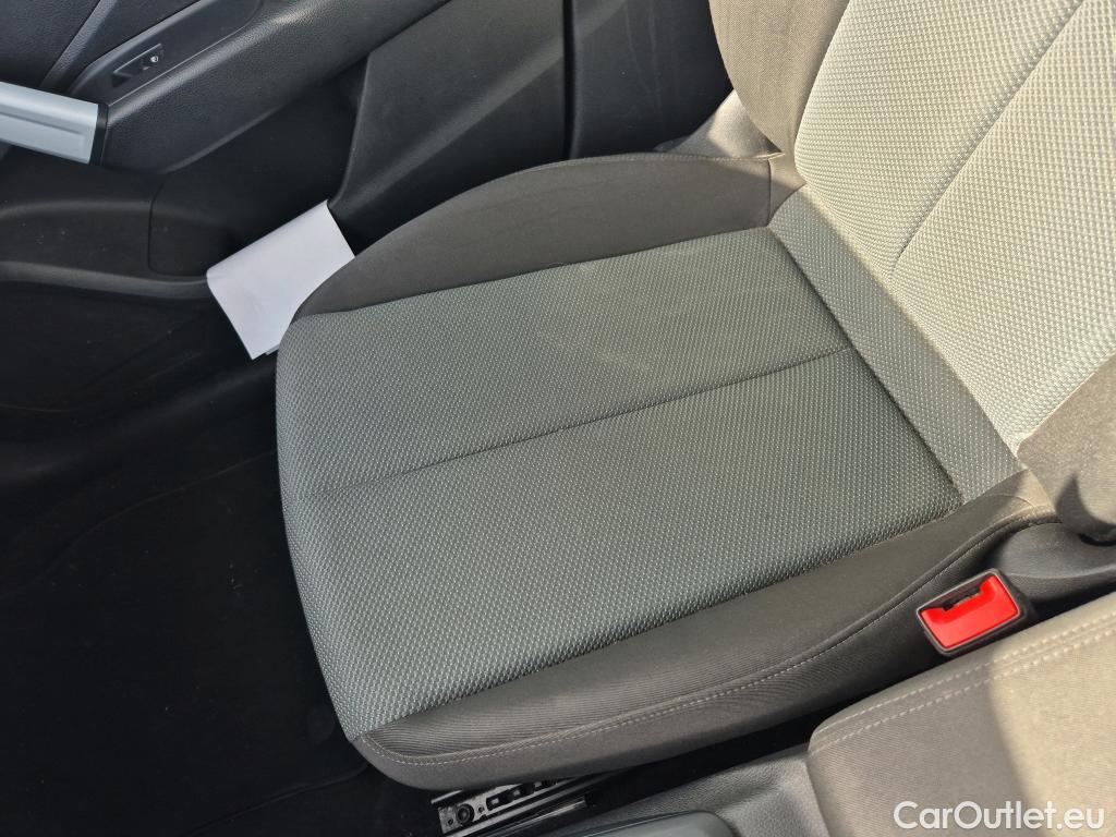  Audi  Q2 AUDI  / 2016 / 5P / todoterreno Design 30 TFSI 85kW (116CV) #10