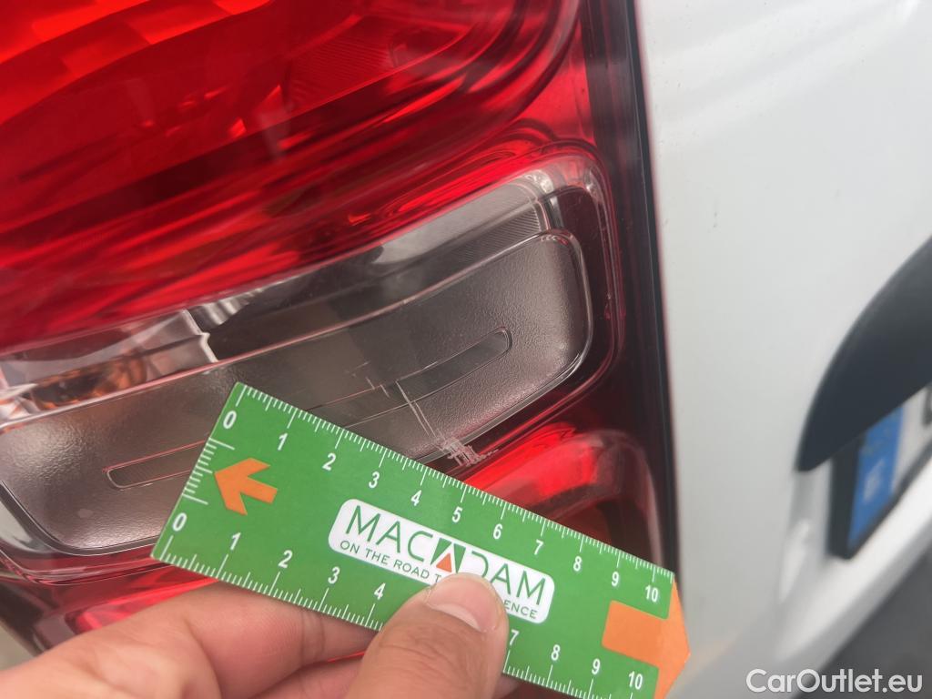  Opel  Vivaro OPEL  / 2019 / 4P / furgón 2.0 Diésel 88kW (120CV) L Inc. Select #46